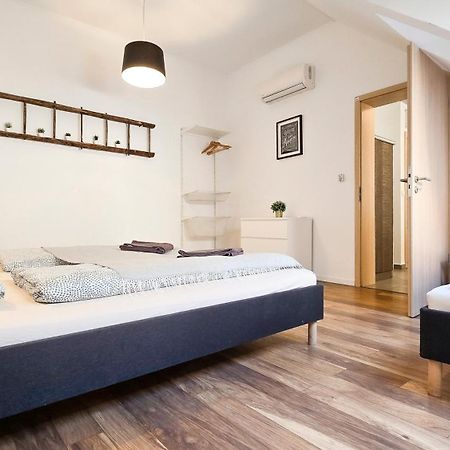 Upartments Daire Budapeşte Dış mekan fotoğraf